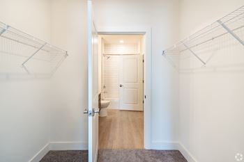 Walk-in closet